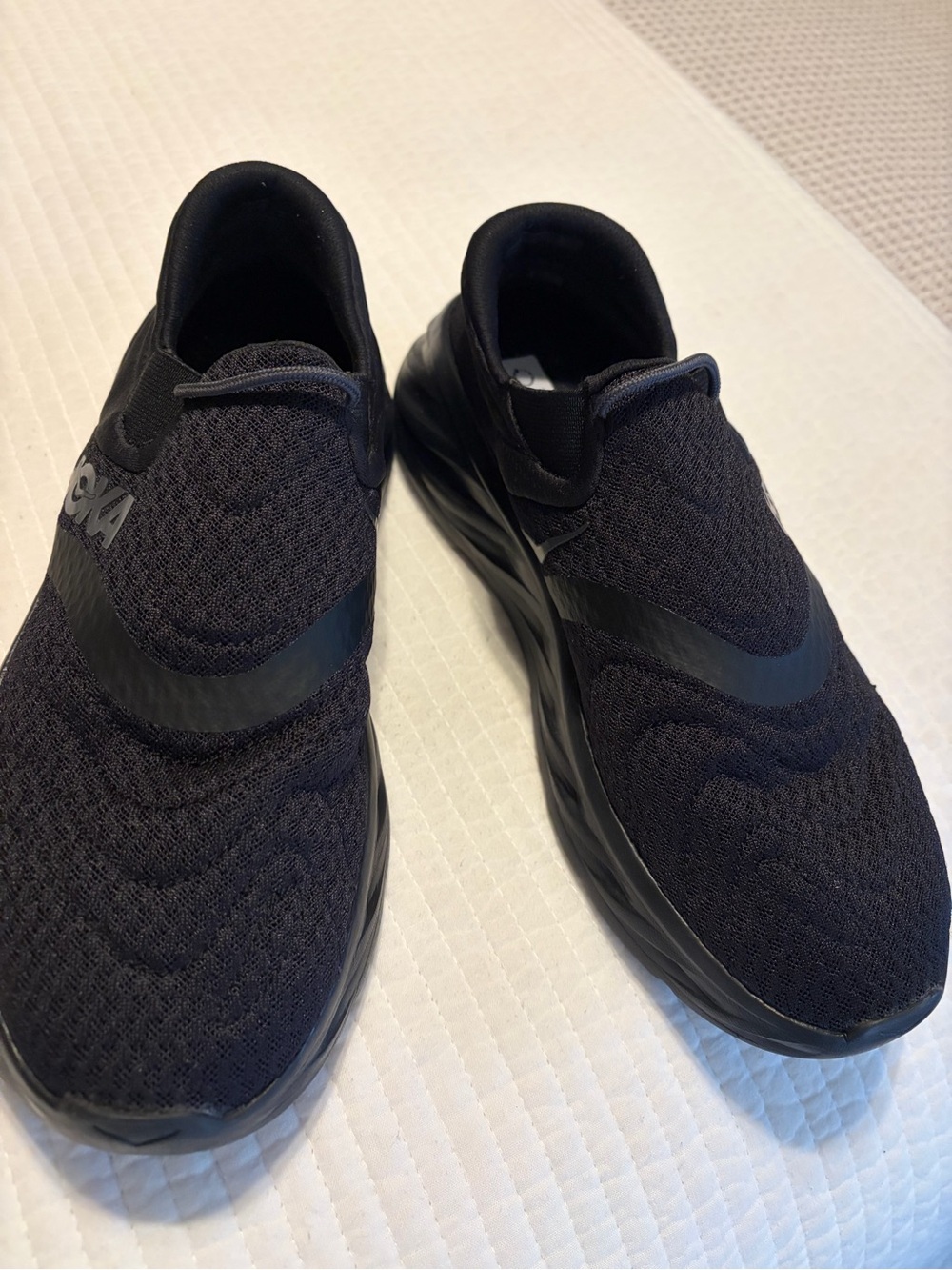 Hoka Men'sWomen Slip-On Athletic Shoe - Black